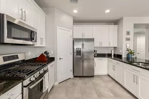 19286 E Carriage Way, Queen Creek, AZ 85142 - Photo 10