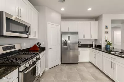 19286 E Carriage Way, Queen Creek, AZ 85142 - Photo 6