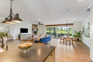 5994 E Orange Blossom Ln, Phoenix, AZ 85018 - Photo 32