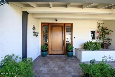 5994 E Orange Blossom Lane, Phoenix, AZ 85018 - Photo 8