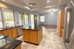 9786 S La Rosa Dr, Tempe, AZ 85284 - Photo 6