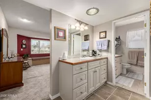 10910 W Hutton Dr, Sun City, AZ 85351 - Photo 18