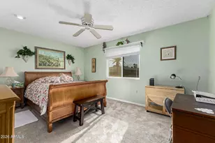 10910 W Hutton Dr, Sun City, AZ 85351 - Photo 22