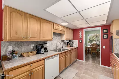 10910 W Hutton Drive, Sun City, AZ 85351 - Photo 10