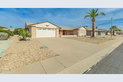 10910 W Hutton Drive, Sun City, AZ 85351 - Photo 2