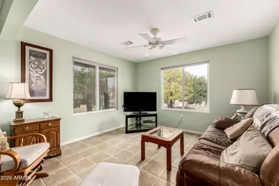 10910 W Hutton Drive, Sun City, AZ 85351 - Photo 12