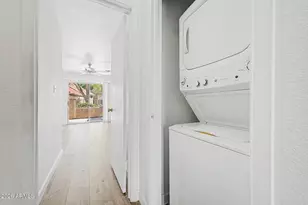 7040 W Olive Ave, Peoria, AZ 85345 - Photo 20