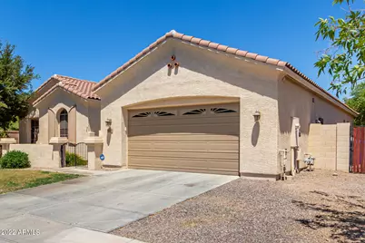 6015 S Joslyn Lane, Gilbert, AZ 85298 - Photo 2