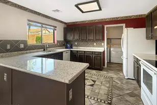 10562 W Via Del Sol, Peoria, AZ 85383 - Photo 4