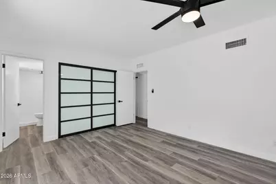 1527 W Windrose Drive, Phoenix, AZ 85029 - Photo 10