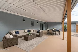 1527 W Windrose Dr, Phoenix, AZ 85029 - Photo 16