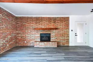 1527 W Windrose Dr, Phoenix, AZ 85029 - Photo 10