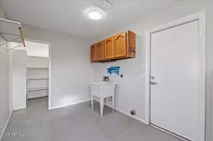 7031 E Mallory St, Mesa, AZ 85207 - Photo 20