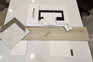 6870 S Crosscreek Dr, Chandler, AZ 85249 - Photo 2