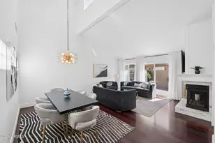 7925 E Pepper Tree Ln, Scottsdale, AZ 85250 - Photo 6