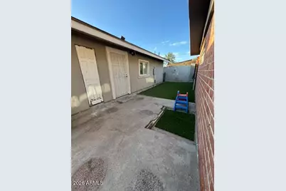 9406 N 5th Avenue #B, Phoenix, AZ 85021 - Photo 2