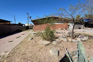 9406 N 5th Ave, Phoenix, AZ 85021 - Photo 6