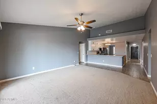 11059 W Irma Ln, Peoria, AZ 85373 - Photo 12