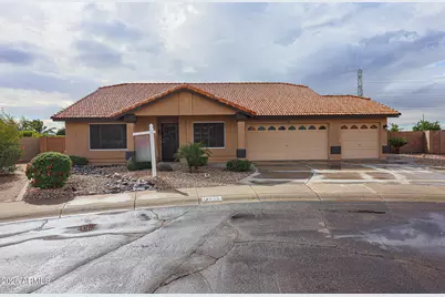 11059 W Irma Lane, Peoria, AZ 85373 - Photo 1