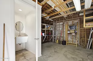 4246 N 2nd Dr, Phoenix, AZ 85013 - Photo 22