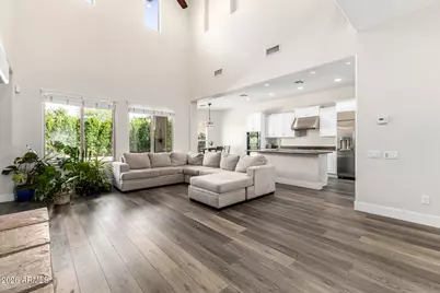 21231 N 38th Place, Phoenix, AZ 85050 - Photo 8