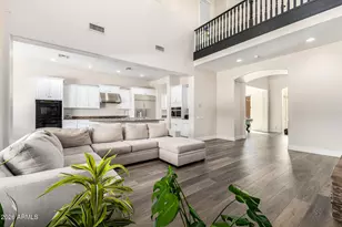 21231 N 38th Pl, Phoenix, AZ 85050 - Photo 10