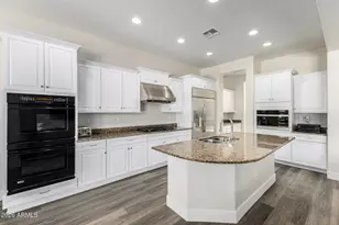 21231 N 38th Pl, Phoenix, AZ 85050 - Photo 12