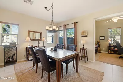 2130 W Le Marche Avenue, Phoenix, AZ 85023 - Photo 10