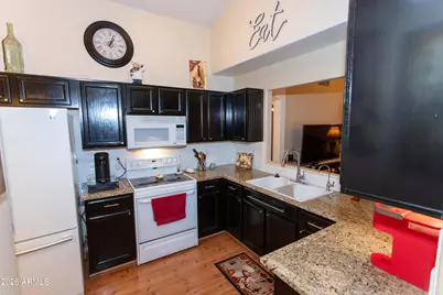 9223 W Kings Avenue, Peoria, AZ 85382 - Photo 8