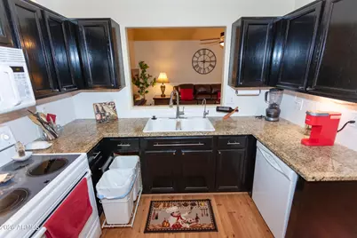 9223 W Kings Avenue, Peoria, AZ 85382 - Photo 10