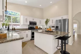 1542 E Catamaran Dr, Gilbert, AZ 85234 - Photo 26