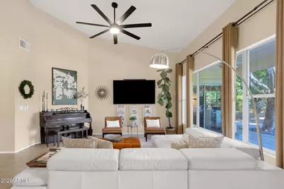 1542 E Catamaran Drive, Gilbert, AZ 85234 - Photo 14