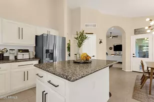 1542 E Catamaran Dr, Gilbert, AZ 85234 - Photo 30