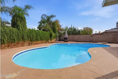 3934 W Aire Libre Avenue, Phoenix, AZ 85053 - Photo 2
