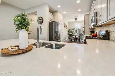 10648 E Texas Avenue, Mesa, AZ 85212 - Photo 2