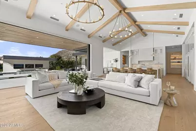 6724 N 62nd Street N, Paradise Valley, AZ 85253 - Photo 4