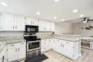 19209 N 6th St, Phoenix, AZ 85024 - Photo 12