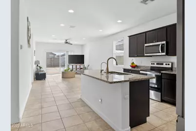 38135 W Cannataro Lane, Maricopa, AZ 85138 - Photo 6