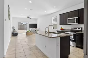 38135 W Cannataro Ln, Maricopa, AZ 85138 - Photo 6