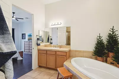 3932 W Salter Drive, Glendale, AZ 85308 - Photo 10