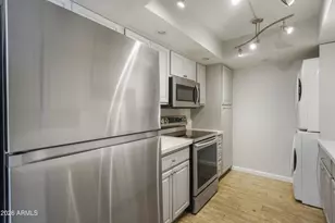 10444 N 69th St, Paradise Valley, AZ 85253 - Photo 4