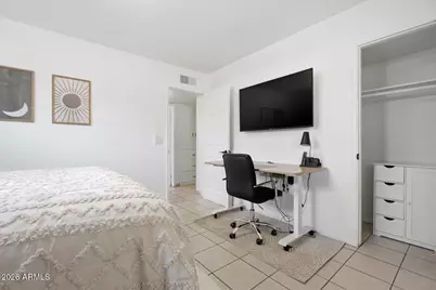 934 E Berridge Lane, Phoenix, AZ 85014 - Photo 20