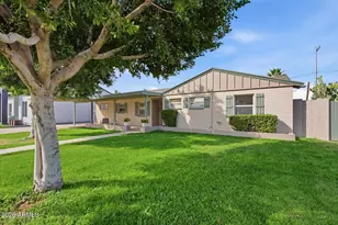 934 E Berridge Ln, Phoenix, AZ 85014 - Photo 2