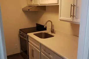 1330 E Highland Ave, Phoenix, AZ 85014 - Photo 6