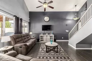 18236 N 30th Pl, Phoenix, AZ 85032 - Photo 2