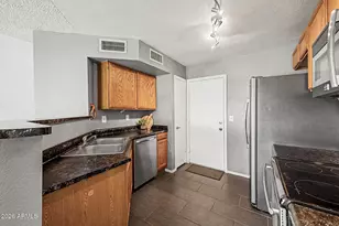 18236 N 30th Pl, Phoenix, AZ 85032 - Photo 10