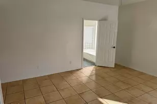 6135 W Navajo Dr, Glendale, AZ 85302 - Photo 10