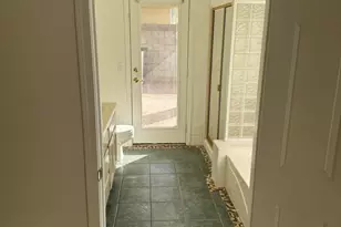 6135 W Navajo Dr, Glendale, AZ 85302 - Photo 12