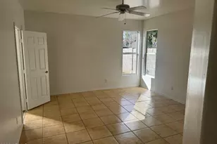 6135 W Navajo Dr, Glendale, AZ 85302 - Photo 8