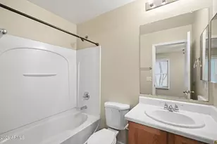 5617 S 21st Pl, Phoenix, AZ 85040 - Photo 18